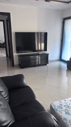 Living Room in 4 BHK Builder Floor at Green Fields Colony – for Sale
