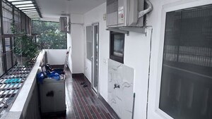 Balcony in 4 BHK Builder Floor at Green Fields Colony – for Sale