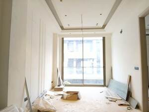 Room in 3 BHK Builder Floor at Kailash Hills – for Sale