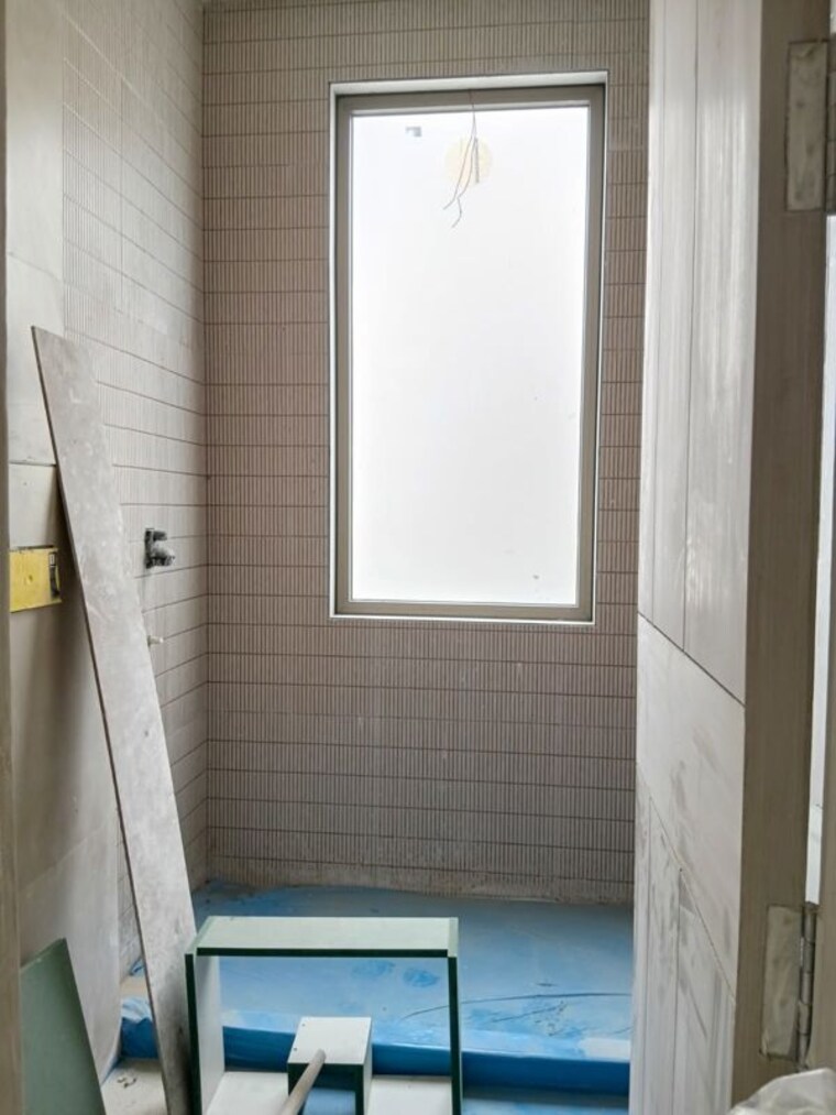 Bathroom, kailash hills 3 Bedroom 1245 Sq.Ft. Builder Floor In Kailash Hills Delhi 10677479