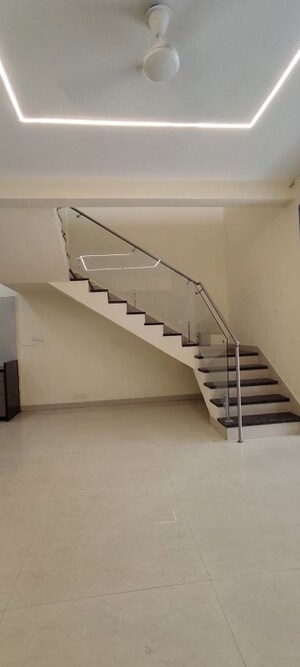 Staircase in 3 BHK Villa at Vidhan Sabha Marg – for Rent