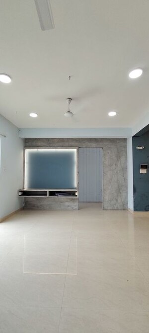 Furnished Amenities in 3 BHK Villa at Vidhan Sabha Marg – for Rent