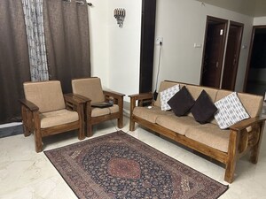  Pg For Rent in Vineet Khand 6