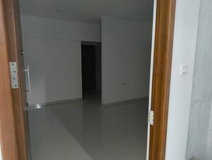 Room in 2 BHK Apartment at Dhanori – for Rent