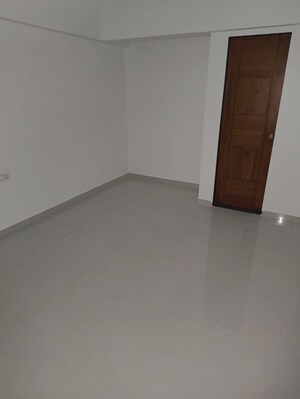 Room in 2 BHK Apartment at Dhanori – for Rent