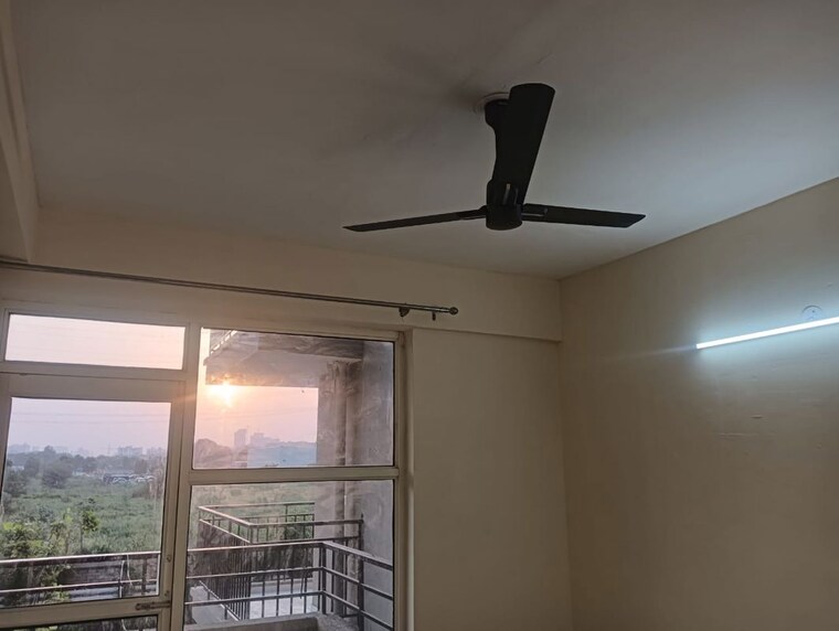 undefined, pyramid-infinity 3 Bedroom 750 Sq.Ft. Apartment In Sector 70 Gurgaon 10641201