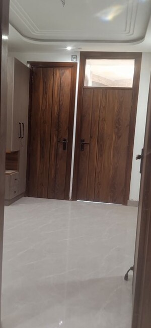 Furnished Amenities in 2 BHK Builder Floor at Igi Airport Area – for Sale