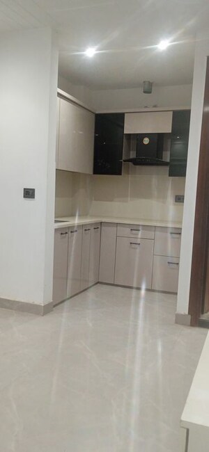 Bathroom in 2 BHK Builder Floor at Igi Airport Area – for Sale