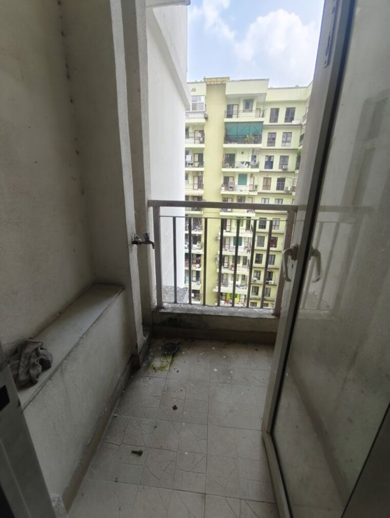 Balcony, vvip-addresses 2 Bedroom 1045 Sq.Ft. Apartment In Raj Nagar Extension Ghaziabad 10677541