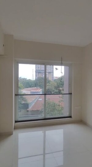 Bedroom in 3 BHK Apartment at Chembur – for Rent
