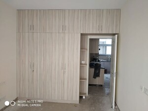 Room in 2.5 BHK Apartment at AWHO Shanti Vihar, Sector 95 – for Rent