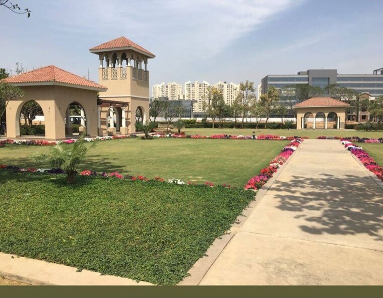 Exterior View, emaar-mgf-emerald-hills 3 Bedroom 1380 Sq.Ft. Apartment In Sector 65 Gurgaon 10677572