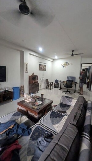 Team Area in 2 BHK Builder Floor at Subhash Nagar – for Rent