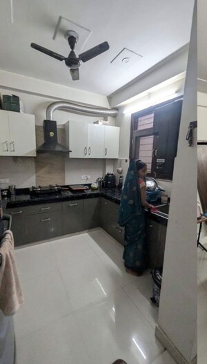 Team Area in 2 BHK Builder Floor at Subhash Nagar – for Rent