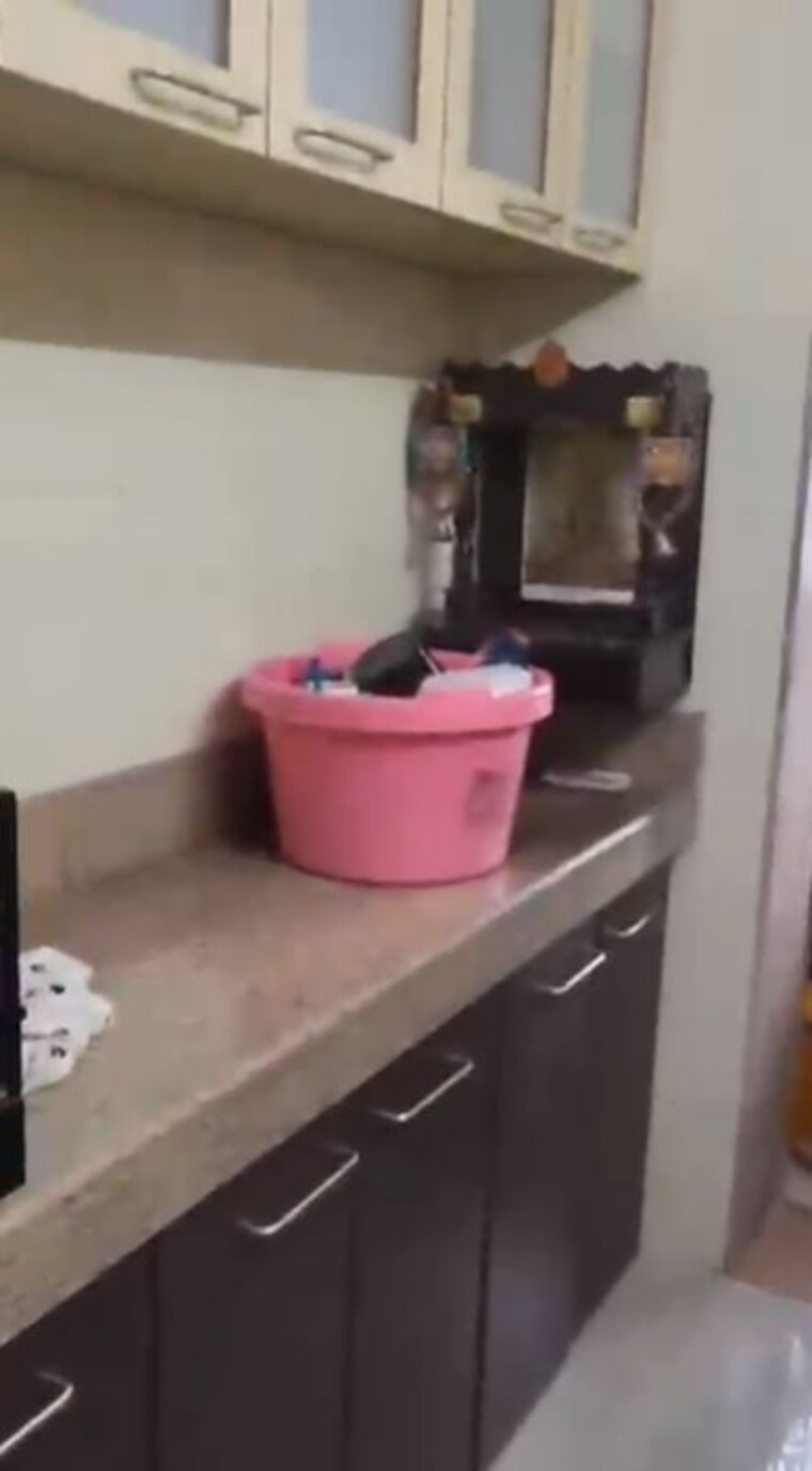 Kitchen, sindhi-society 2 Bedroom 700 Sq.Ft. Apartment In Chembur Mumbai 10677557