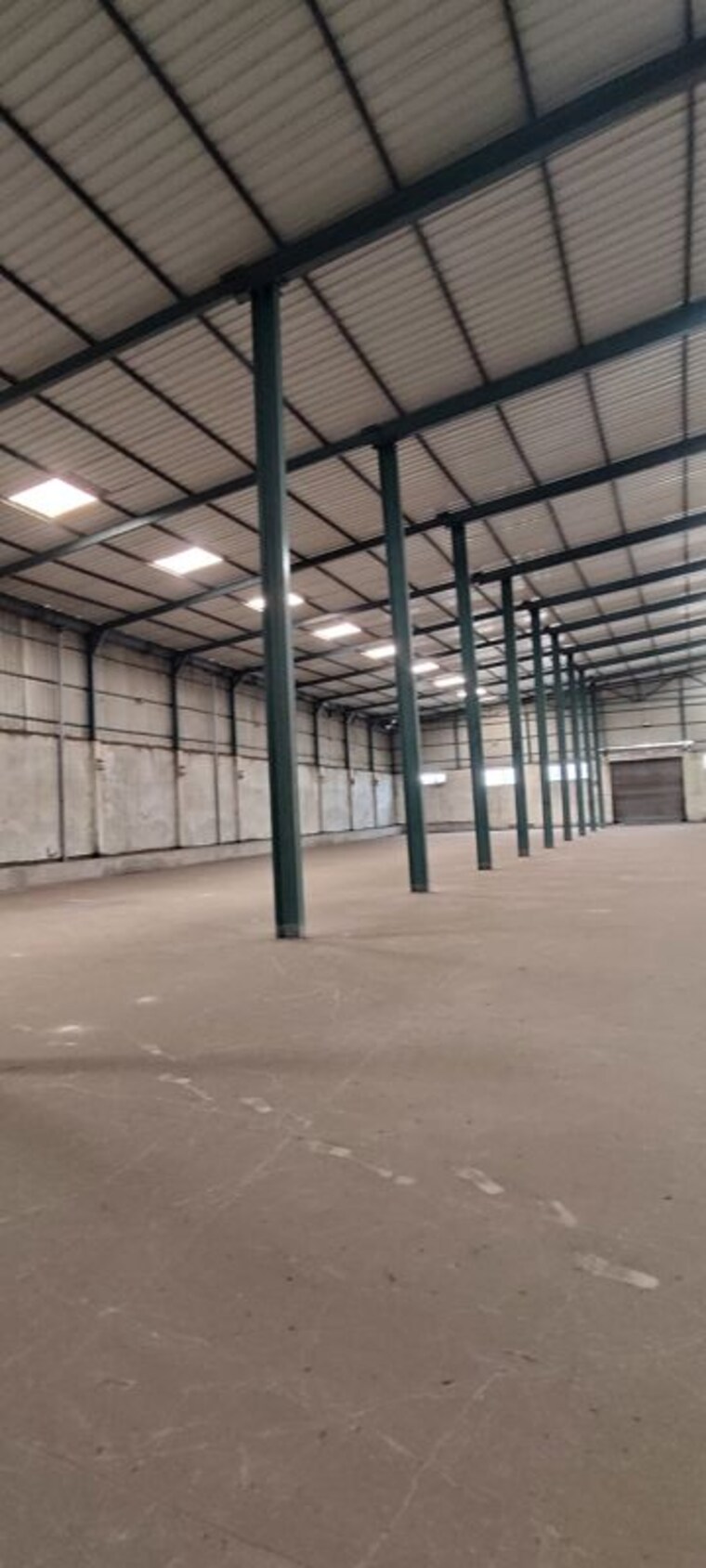Room, bhanpuri Commercial Warehouse 21500 Sq.Ft. In Bhanpuri Raipur 10677487