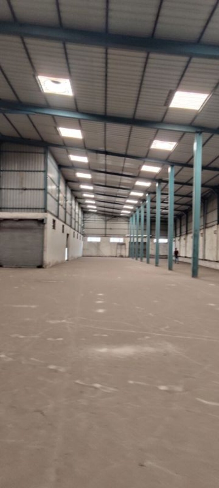  Parking, bhanpuri Commercial Warehouse 21500 Sq.Ft. In Bhanpuri Raipur 10677487