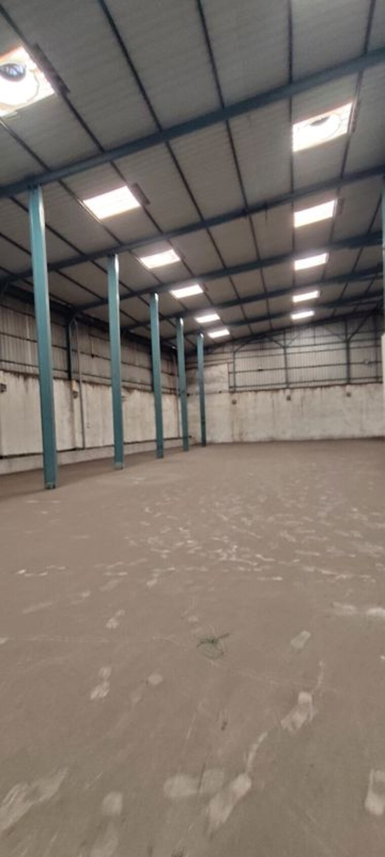  Parking, bhanpuri Commercial Warehouse 21500 Sq.Ft. In Bhanpuri Raipur 10677487