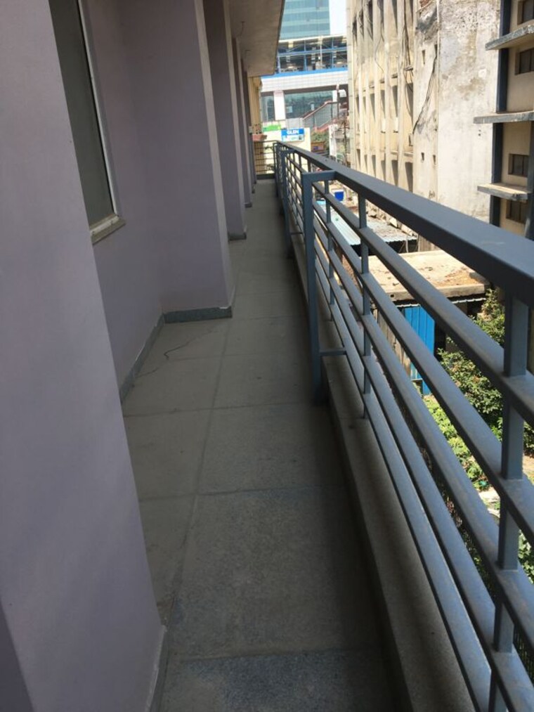Balcony, sector 63 Commercial Office Space in IT/SEZ 1750 Sq.Ft. In Sector 63 Noida 10677607