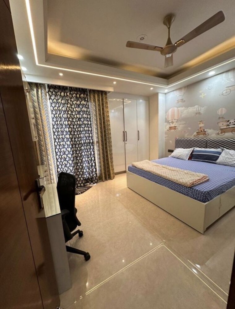 Bedroom, rajouri garden 3 Bedroom 140 Sq.Yd. Builder Floor In Rajouri Garden Delhi 10677606