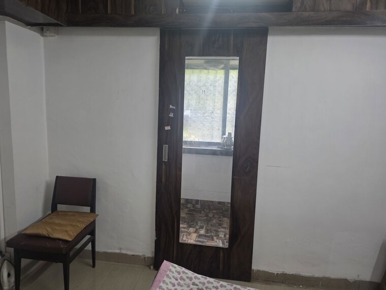 Room, andheri east Pg For Boys & Girls In Andheri East 10677599
