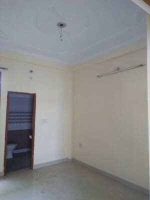 Room in 2 BHK Independent House at Srishti Apartments Jankipuram, Jankipuram – for Sale