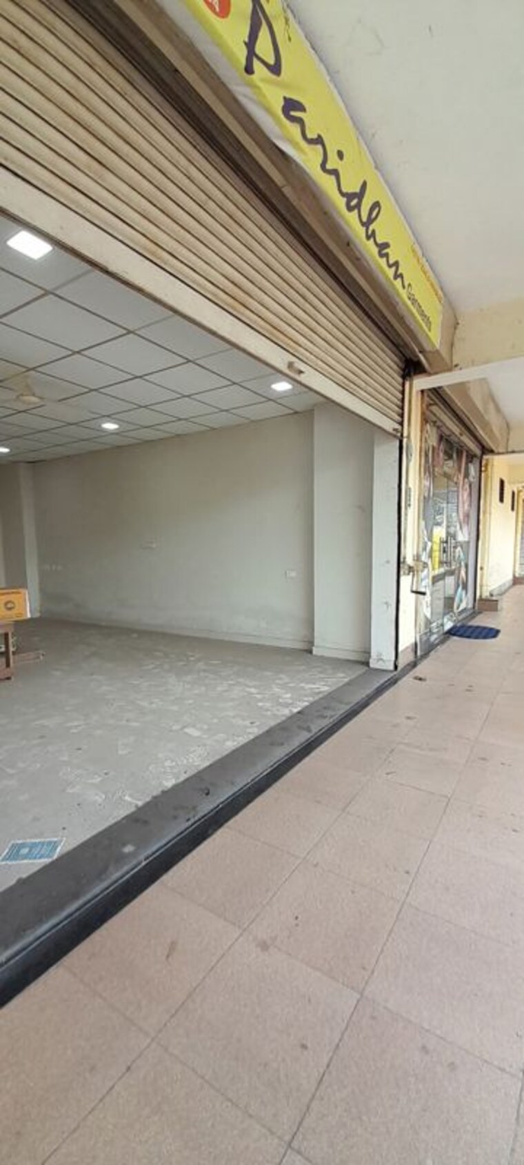 Balcony, shankar nagar Commercial Office Space 400 Sq.Ft. In Shankar Nagar Raipur 10677624