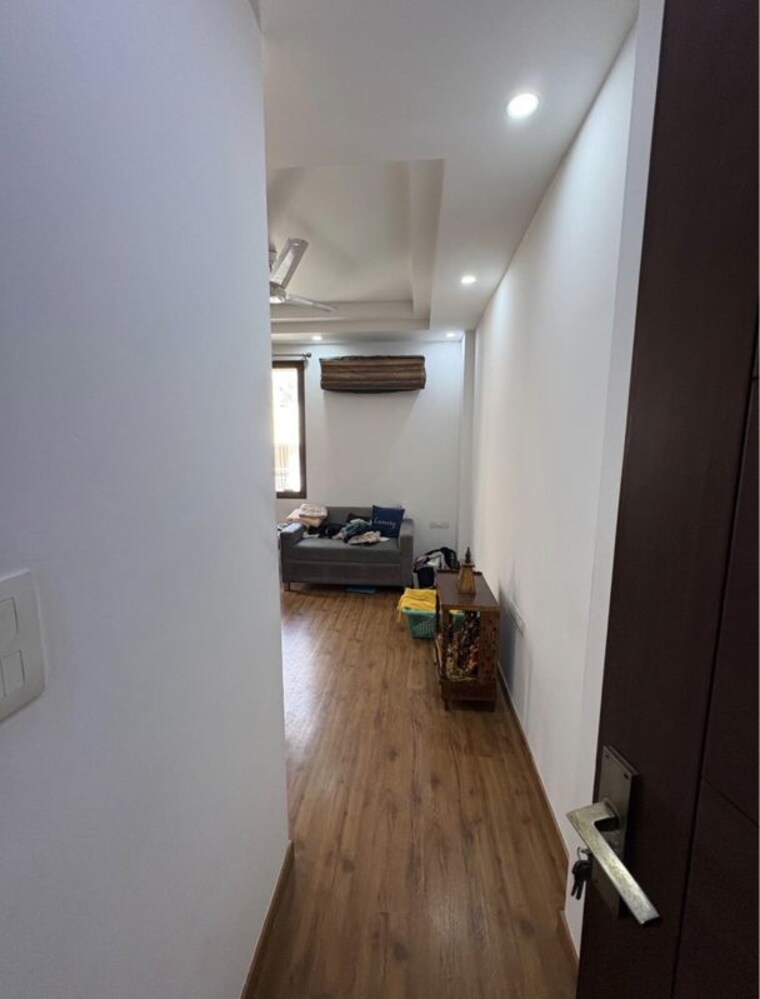 undefined, subhash nagar 3 Bedroom 150 Sq.Yd. Builder Floor In Subhash Nagar Delhi 10677628