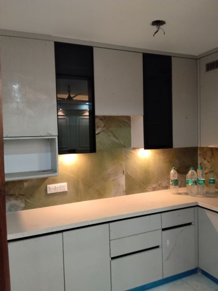 Kitchen, khirki extension 4 Bedroom 125 Sq.Yd. Builder Floor In Khirki Extension Delhi 10289335