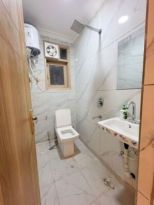 Bathroom in 1 BHK Builder Floor at Saket – for Rent