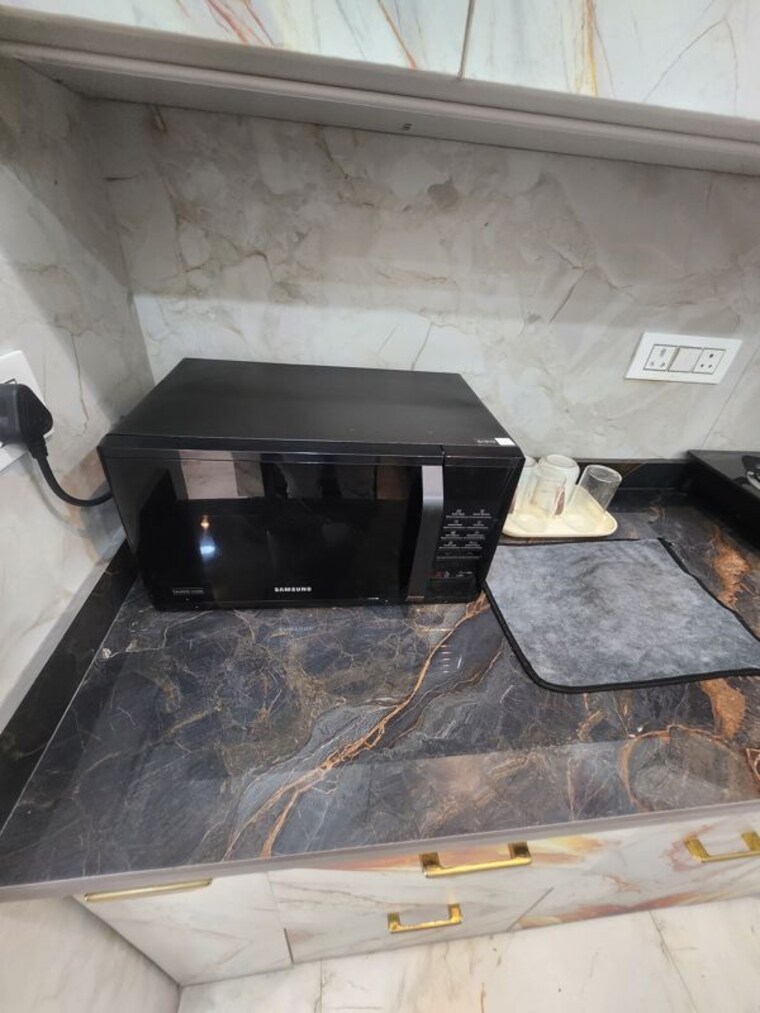 Kitchen, dlf-capital-greens-phase-i-and-ii Studio 370 Sq.Ft. Apartment In Moti Nagar Delhi 10677635