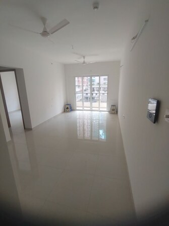 2 BHK +  788 Sq.Ft. Apartment in K Raheja Sterling