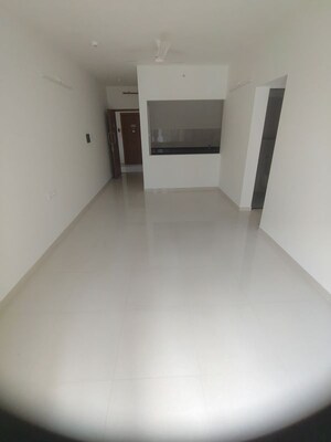 Room in 2 BHK Apartment at K Raheja Sterling, Mohammadwadi – for Rent