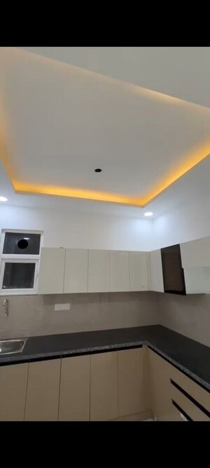 Furnished Amenities in 3 BHK Builder Floor at Shubh Villa, Sector 27 Yamuna Expressway – for Sale