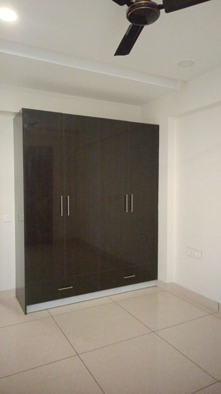 Room, dhakoli 4 Bedroom 2460 Sq.Ft. Apartment In Dhakoli Zirakpur 10677662