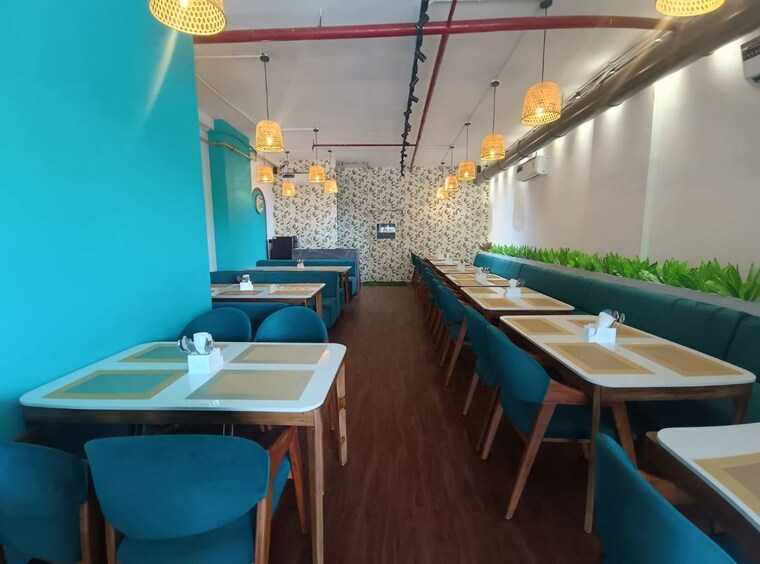 Team Area, dev-atelier Commercial Showroom 2100 Sq.Ft. In Prahlad Nagar Ahmedabad 10675561