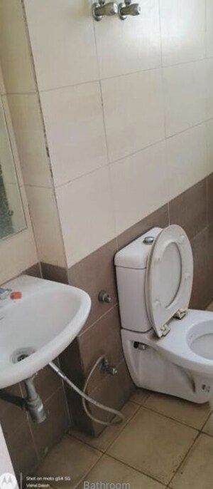Bathroom in 2 BHK Apartment at Stellar Mi Citihomes, Omicron Iii Greater Noida – for Rent