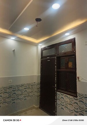 Room in 2 BHK Builder Floor at Sector 4 Dwarka – for Rent