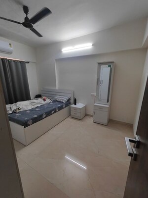 Bedroom in 2 BHK Apartment at Chembur – for Rent