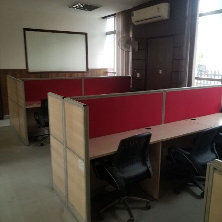 Kitchen, sector 63 Commercial Office Space in IT/SEZ 8000 Sq.Ft. In Sector 63 Noida 10677698