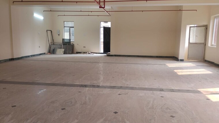 Floor Plan, sector 63 Commercial Office Space 6000 Sq.Ft. In Sector 63 Noida 10677716