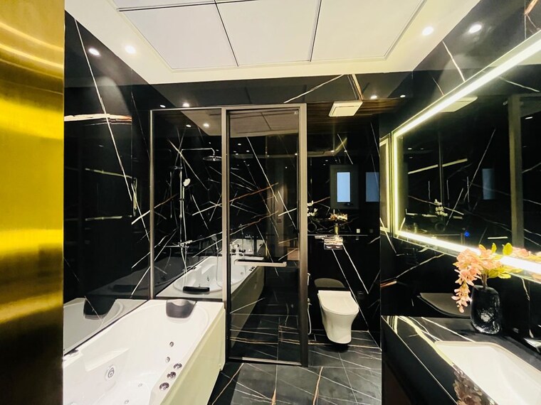 Bathroom, tulip-monsella 5 Bedroom 4503 Sq.Ft. Apartment In Sector 53 Gurgaon 10677699