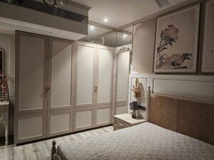 Bedroom in 4 BHK Apartment at Rustomjee Paramount, Khar West – for Sale