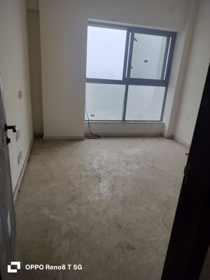 Room in 3 BHK Apartment at Sheth 72 West, Andheri West – for Sale