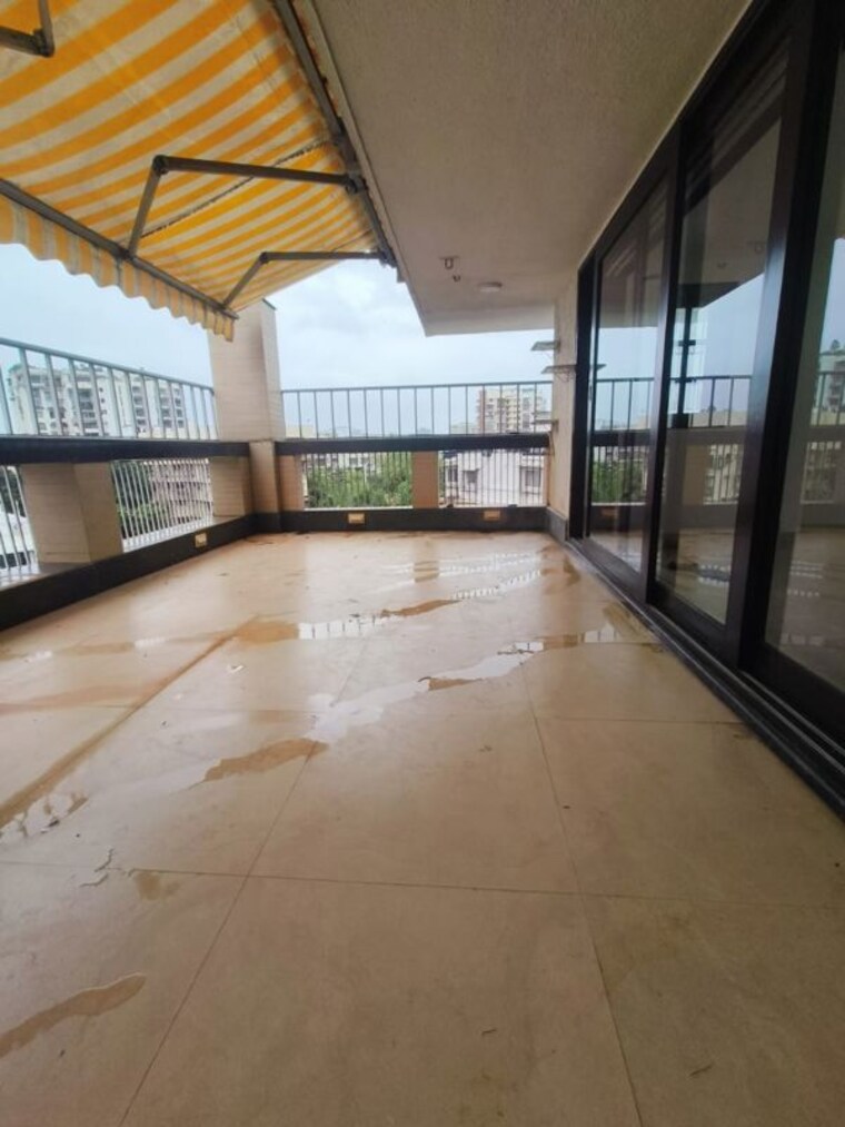  Parking, nibbana-apartments 4 Bedroom 4200 Sq.Ft. Apartment In Bandra West Mumbai 10677732
