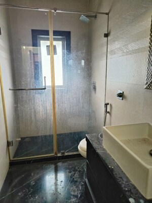 Bathroom in 4 BHK Apartment at Nibbana Apartments, Bandra West – for Sale