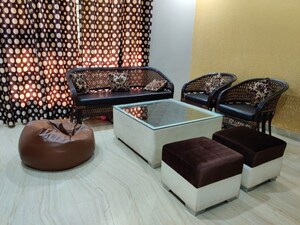 Living Room in 3 BHK Independent House at Sector 14 – for Rent
