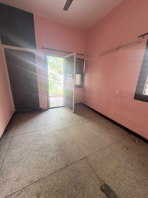 3 BHK Apartment For Rent in Vikas Puri