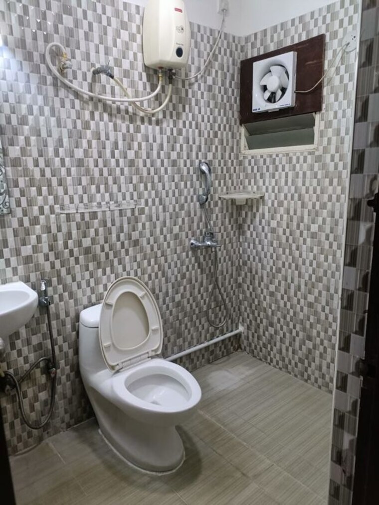 Bathroom, ds-max-sanskruthi 3 Bedroom 1510 Sq.Ft. Apartment In Narayanapura Bangalore 10677720