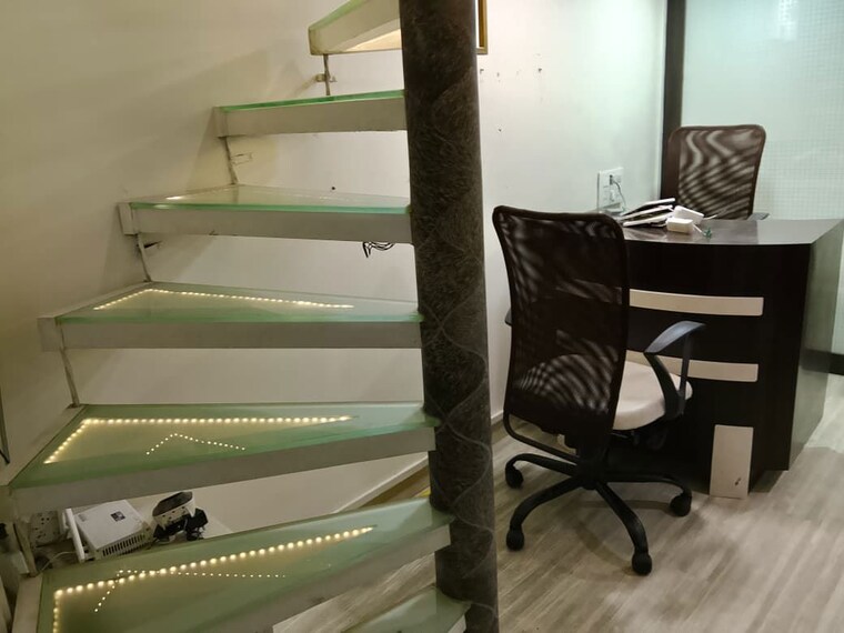undefined, om-heera-panna-mall Commercial Office Space 350 Sq.Ft. In Andheri West Mumbai 10677791